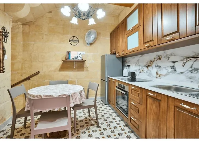 Daire Birgu's Traditional