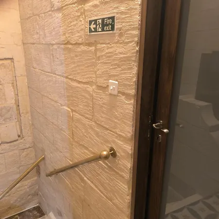 Birgu's Traditional 公寓 比尔古