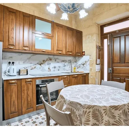 公寓 Birgu's Traditional